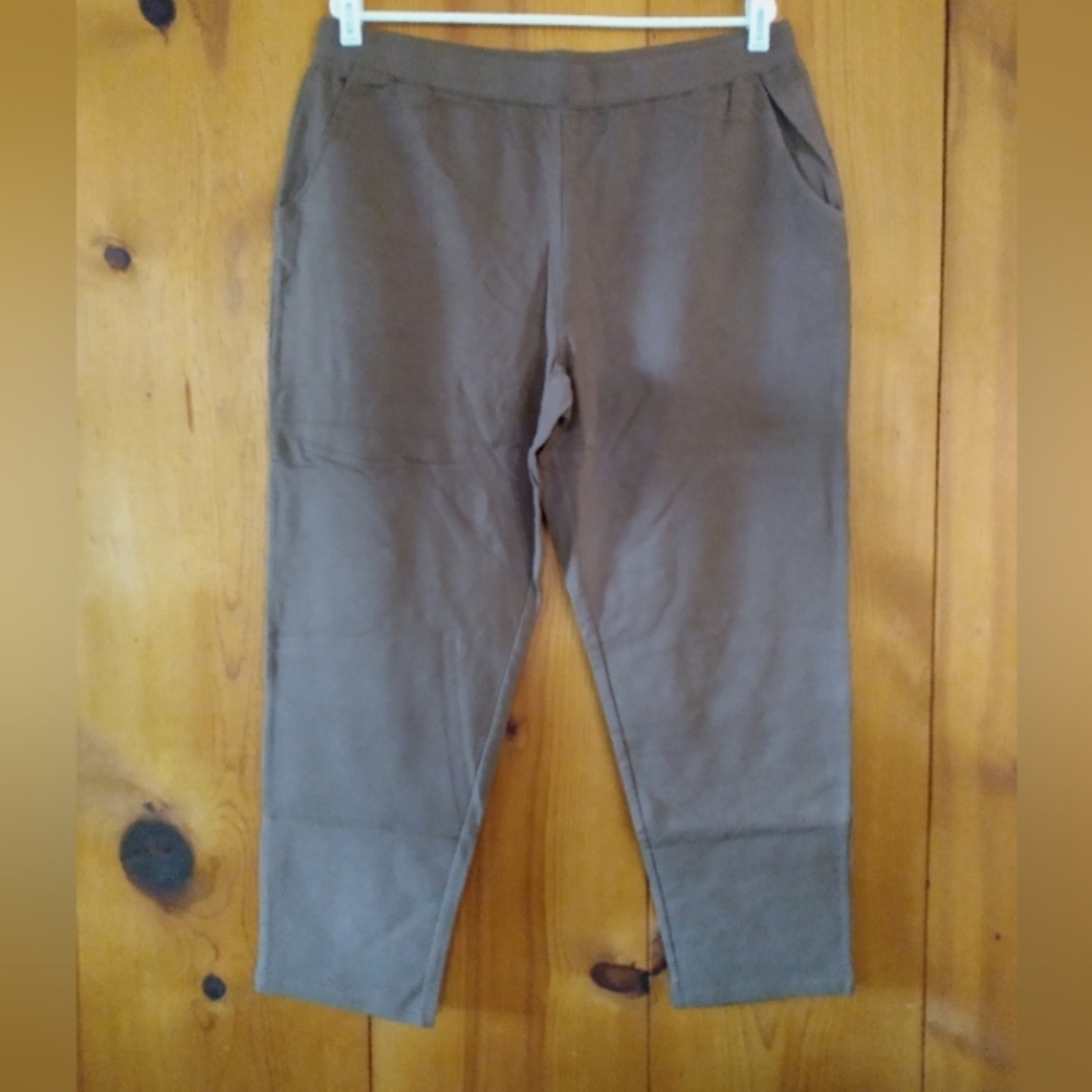 NWOT Denim&Co Petite Knit Cropped Stretch Pull-On Pants